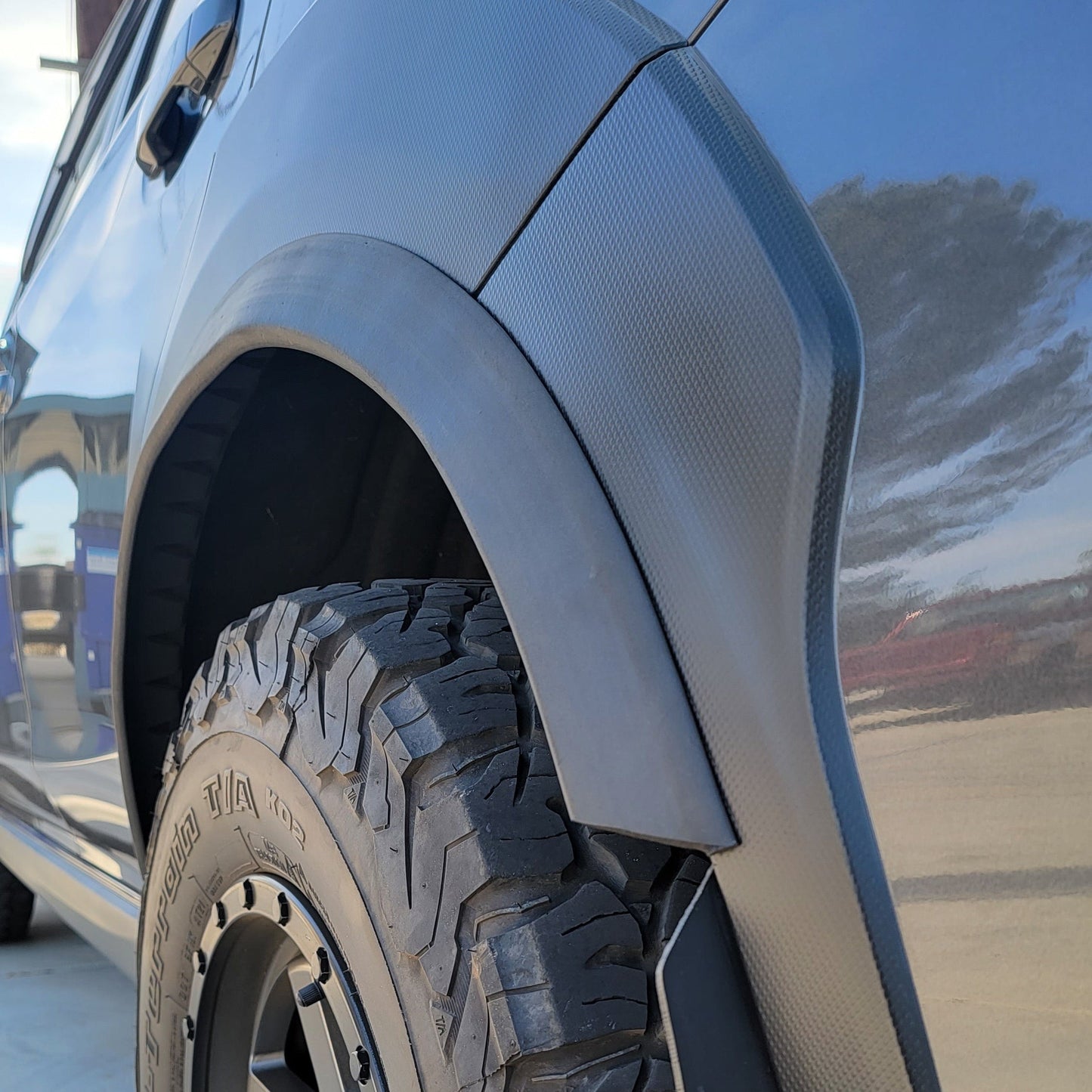 EZ LIP FENDER FLARES MAX 2"